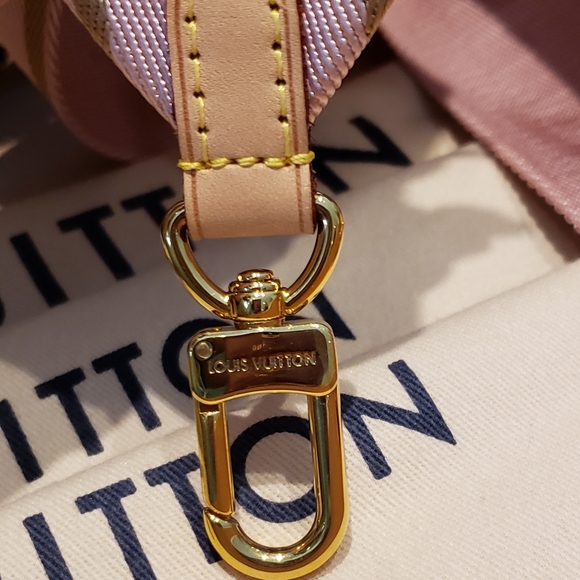 💯% authentic MULTI POCHETTE~Louis Vuitton - Picture 8 of 15